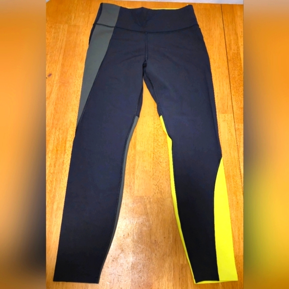 Athleta Black and Yellow‎ Leggings Stretchy Athletic Fit